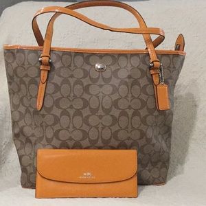 Coach SET City Zip Tote with matching wallet